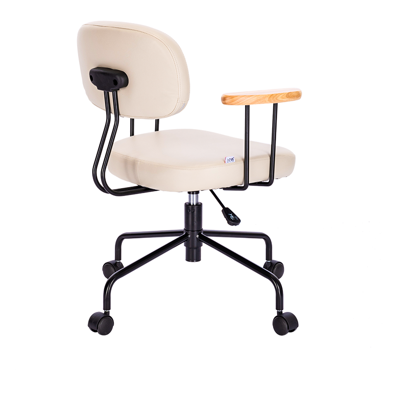 Adjustable Chairs Improve Comfort And Convenience